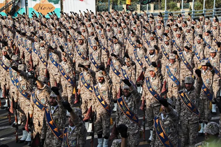 آکسیوس: درباره توانایی‌های ایران برای مقابله با حمله زمینی آمریکا چه می‌دانیم؟