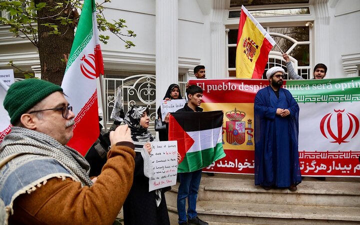 عکس خبری | تجمع قدردانی از مواضع دولت اسپانیا در تهران