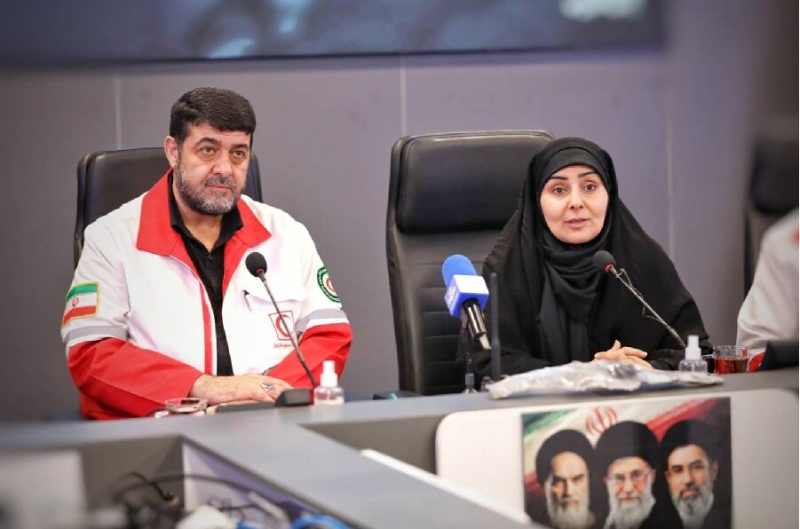 وزیر راه و شهرسازی با حضور در هلال‌احمر به جبهه مردمی ایران ما پیوست