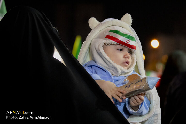 تجمع میدان انقلاب