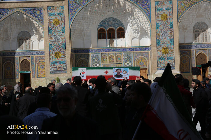 تشییع پیکر مطهر ۱۷ شهید جنگ رمضان - قم