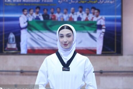 هیچ ایرانی یک وجب از خاکش را به دشمن نمی‌دهد 