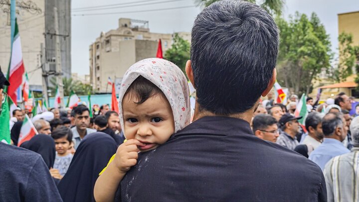 گزارش تصویری/ تشییع پیکر دریابان پاسدار شهید علیرضا تنگسیری در بندرعباس