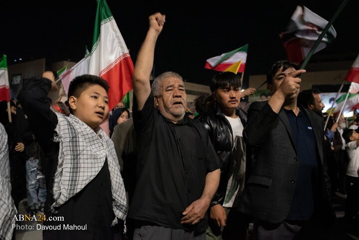 بیعت افغانستانی‌های مقیم مشهد با رهبر انقلاب