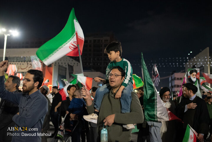 بیعت افغانستانی‌های مقیم مشهد با رهبر انقلاب