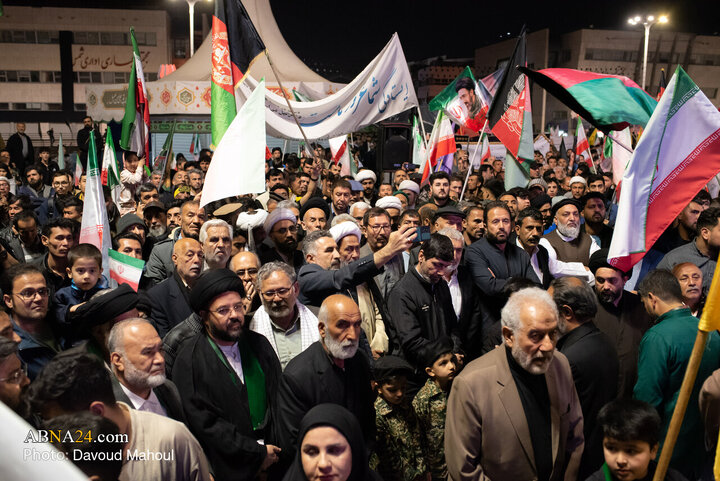 بیعت افغانستانی‌های مقیم مشهد با رهبر انقلاب
