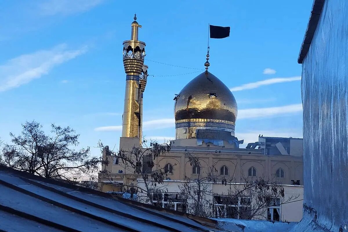 سه نفر در حمله هوایی به حسینیه اعظم زنجان به شهادت رسیدند