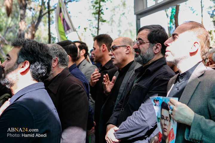 تشییع پیکر دانش آموز شهید سید محمد حسینی مقدم - قم
