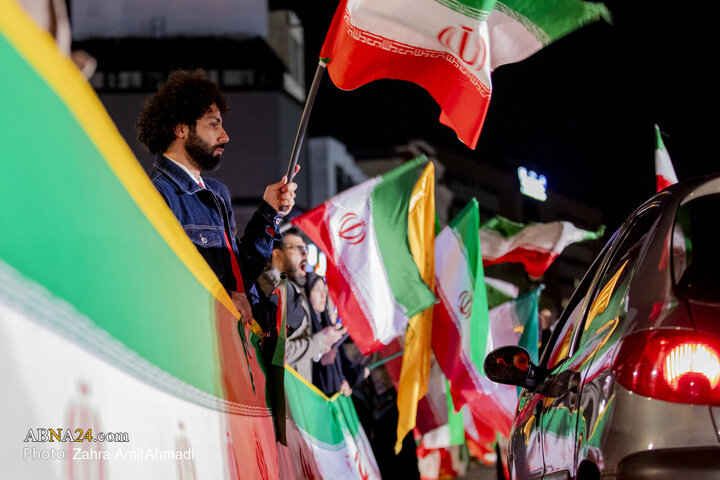 تجمع شبانه مردمی میدان تجریش