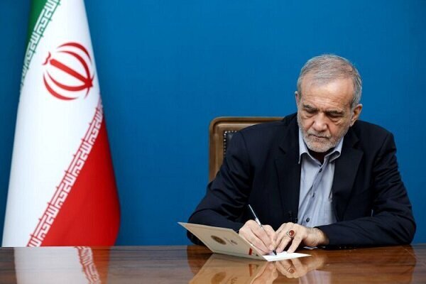 Iran President Pezeshkian calls on ICRC to react to US-Israeli crime