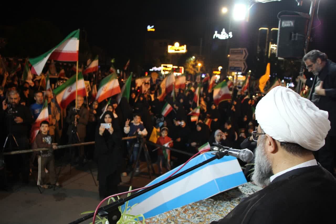 آیت الله فاضل لنکرانی: جهاد حضور، جلوه بارز جهاد در راه خدا