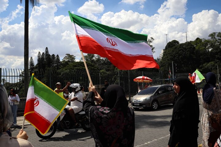 برپایی نمایشگاه عکس شهدای مدرسه میناب در بزرگ‌ترین شهر برزیل