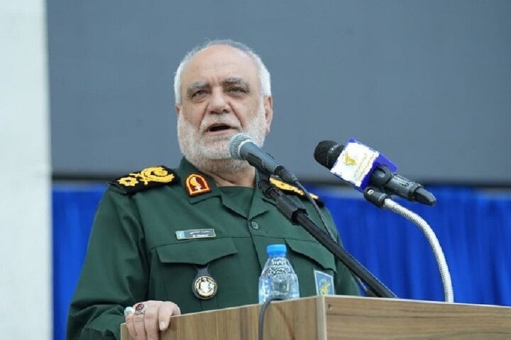 مراسم وداع با پیکر شهید خادمی در میدان انقلاب تهران برگزار می‌شود