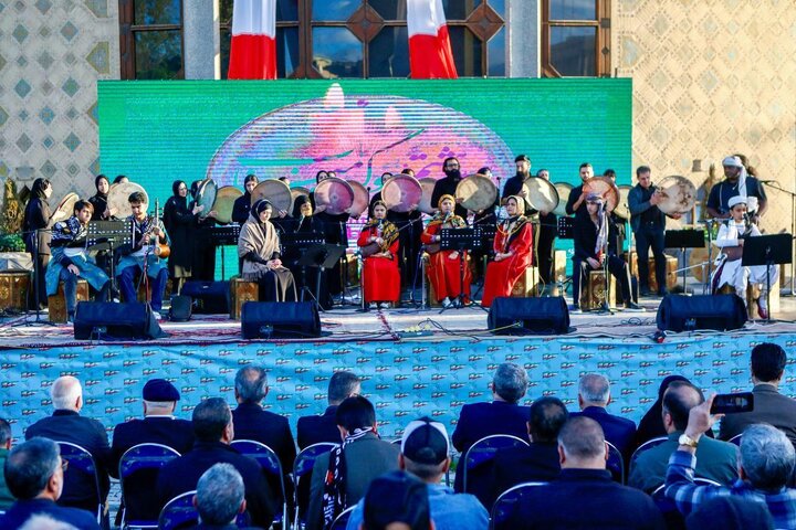 تصاویر/ مراسم چهلم کودکان شهید میناب با عنوان سین هشتم
