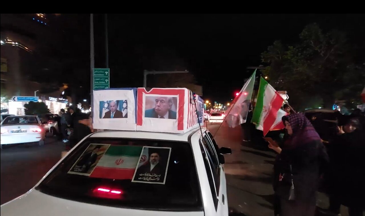 ویدیو | حال و هوای تجمعات مردمی در دفاع از انقلاب اسلامی