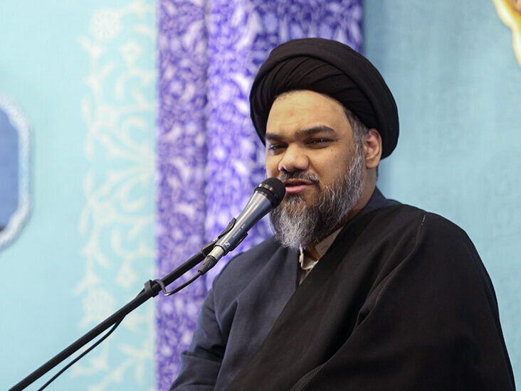 ملتی که تحمل زخم ندارد، عزت نمی‌یابد