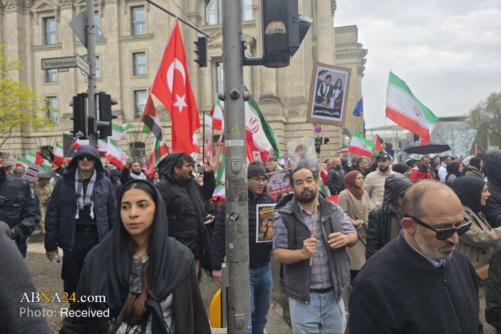 Photos: Massive rally of supporters of Islamic Republic of Iran held in Berlin