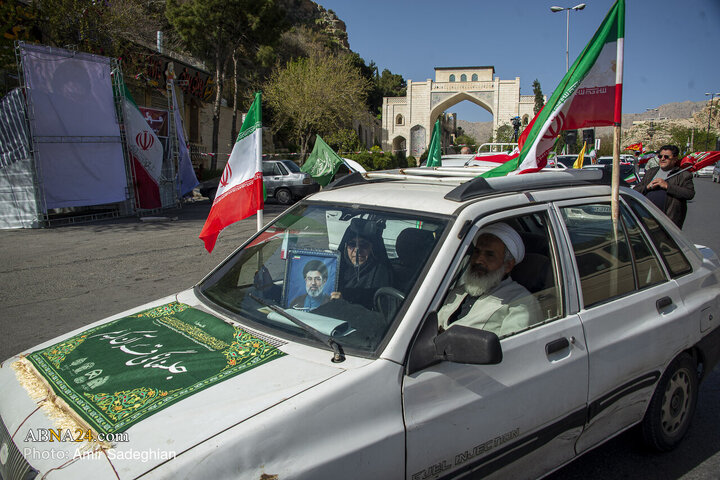 حرکت کاروان خودرویی به مناسبت اربعین شهادت رهبر انقلاب در شیراز