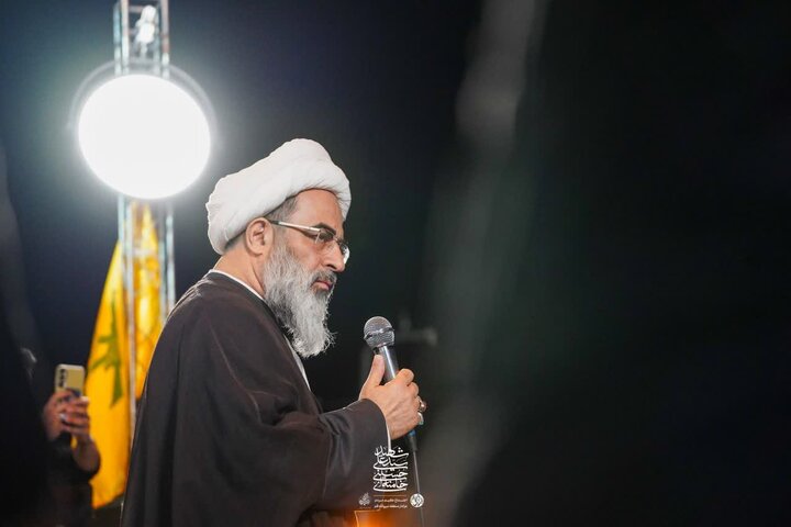 آیت‌الله فاضل لنکرانی: مردم کلمات الهی هستند