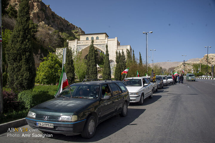 Photos: Car convoy moves on occasion of 40th day of martyrdom day of Revolutionary Leader in Shiraz