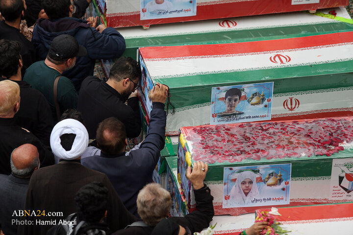Photos: Funeral ceremony of 12 Martyrs of American-Zionist Aggression in Qom