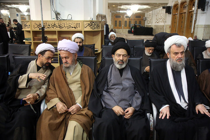 بزرگداشت چهلمین روز شهادت آیت‌الله خامنه‌ای در حرم حضرت معصومه (س)