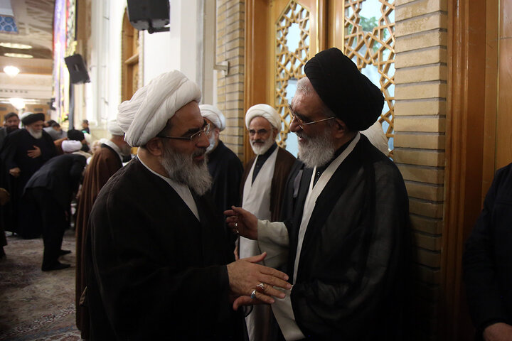 بزرگداشت چهلمین روز شهادت آیت‌الله خامنه‌ای در حرم حضرت معصومه (س)