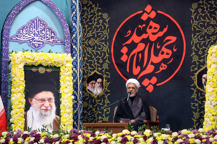بزرگداشت چهلمین روز شهادت آیت‌الله خامنه‌ای در حرم حضرت معصومه (س)