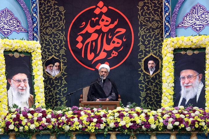 بزرگداشت چهلمین روز شهادت آیت‌الله خامنه‌ای در حرم حضرت معصومه (س)