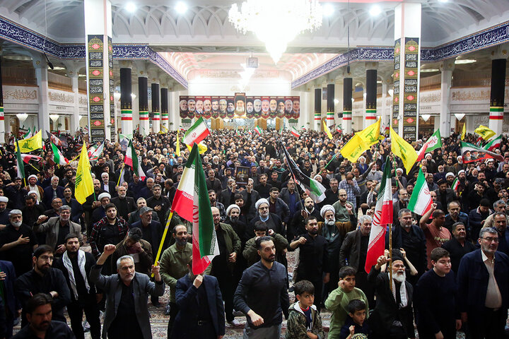 بزرگداشت چهلمین روز شهادت آیت‌الله خامنه‌ای در حرم حضرت معصومه (س)
