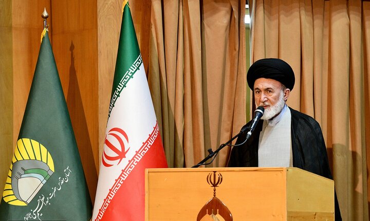 گزارش تصویری / مراسم تجلیل از خانواده شهدای شهر ری