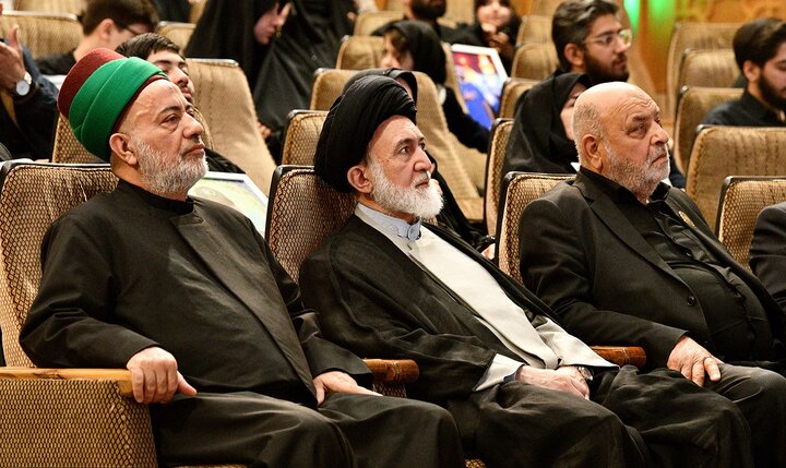 گزارش تصویری / مراسم تجلیل از خانواده شهدای شهر ری