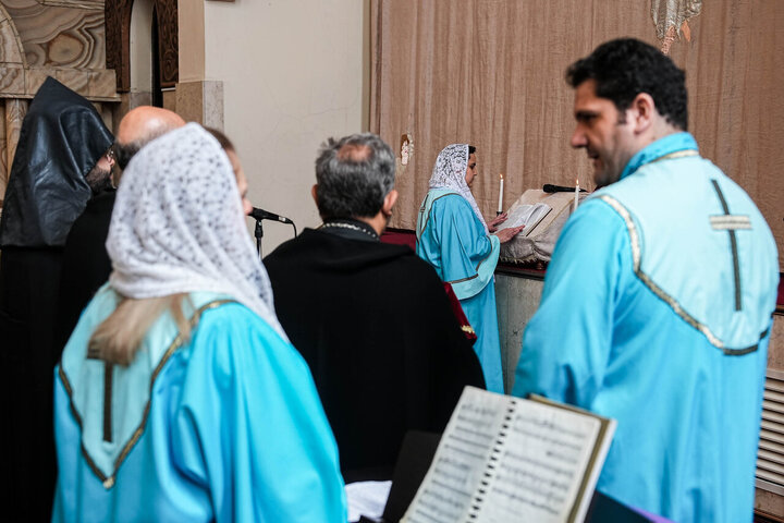 گزارش تصویری | مراسم چهلمین روز شهادت رهبر انقلاب در کلیسای سرکیس مقدس تهران