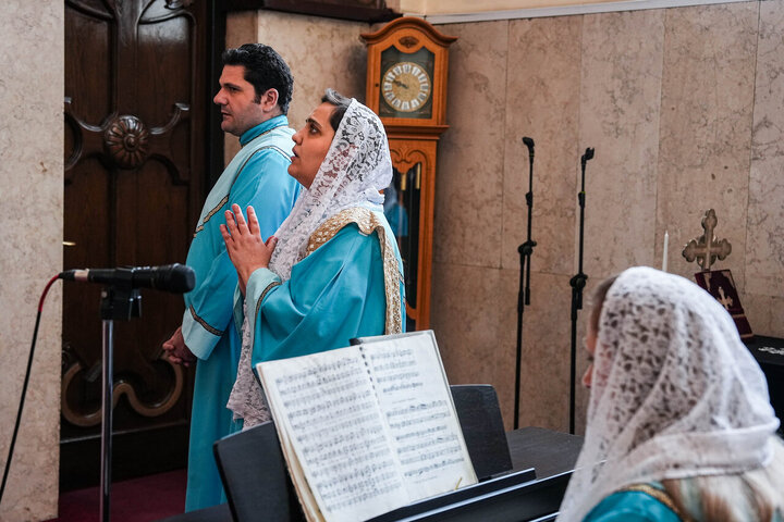 گزارش تصویری | مراسم چهلمین روز شهادت رهبر انقلاب در کلیسای سرکیس مقدس تهران