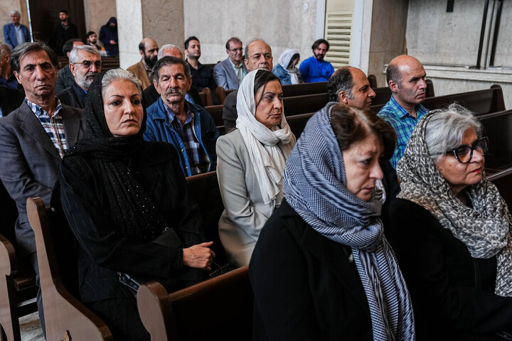گزارش تصویری | مراسم چهلمین روز شهادت رهبر انقلاب در کلیسای سرکیس مقدس تهران