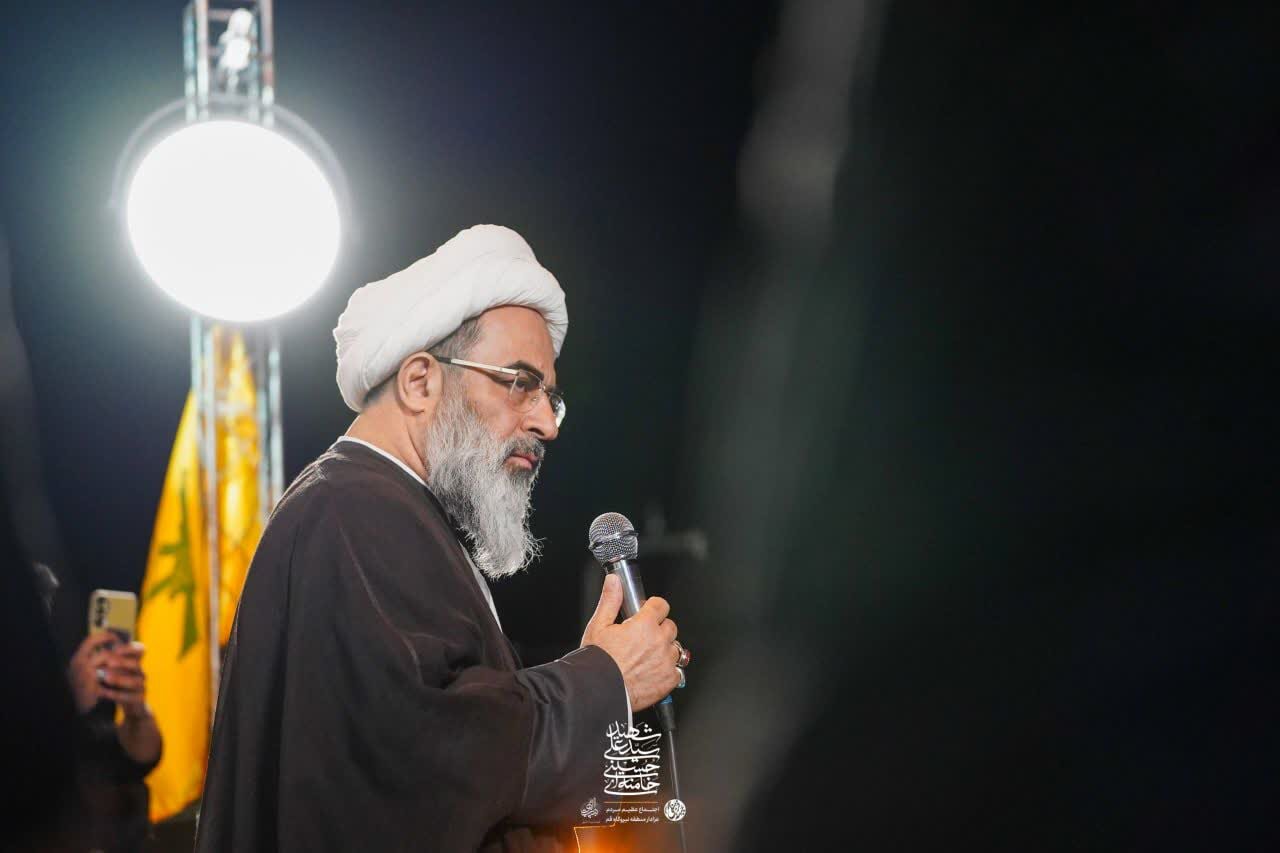 آیت‌الله فاضل لنکرانی: مردم کلمات الهی هستند