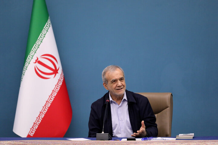 President Pezeshkian: Iran to never abandon Lebanese brothers, sisters