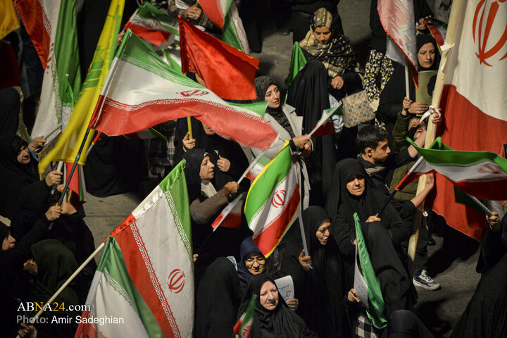 تجمع مردمی در رثای خون رهبر شهید در جنوب شرق شیراز