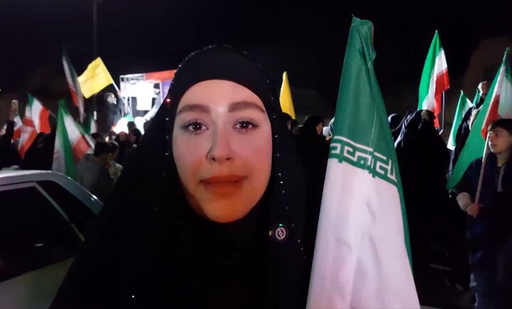 ویدیو | دختر شاعری که ابیاتی را تقدیم ملت ایران کرد