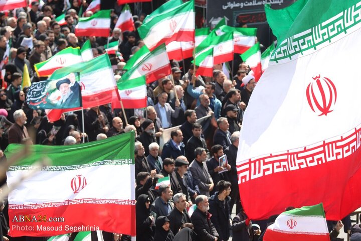 Photos: Commemorating 40th day of martyred leader in Tabriz