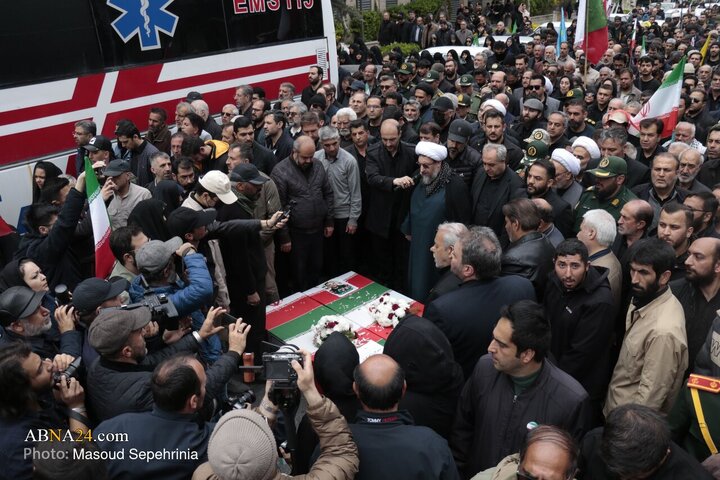 Photos: Commemorating 40th day of martyred leader in Tabriz