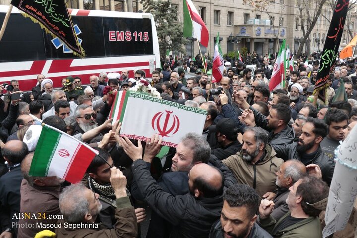 Photos: Commemorating 40th day of martyred leader in Tabriz