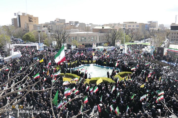 Photos: Commemorating 40th day of martyred leader in Tabriz