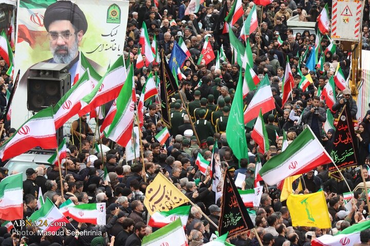 Photos: Commemorating 40th day of martyred leader in Tabriz