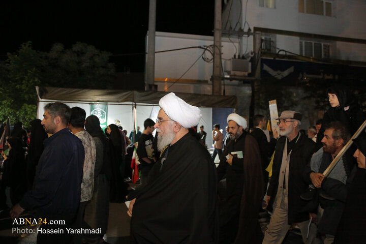 Photos: Secretary-General of AhlulBayt World Assembly Joins Qom Street Gathering