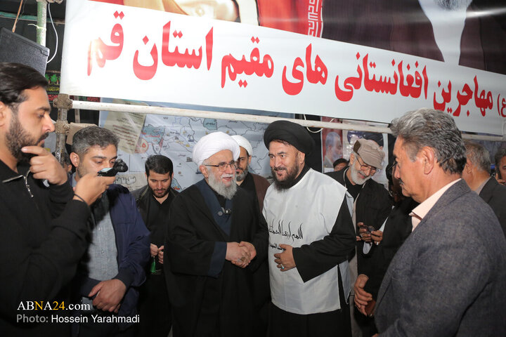 Photos: Secretary-General of AhlulBayt World Assembly Joins Qom Street Gathering