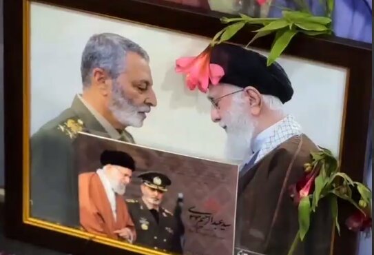 ویدیو | حال و هوای مزار شهید سپهبد عبدالرحیم موسوی در حرم مطهر بانوی کرامت