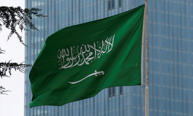 Saudi Users Criticize Riyadh's Reliance on Foreign Military Support