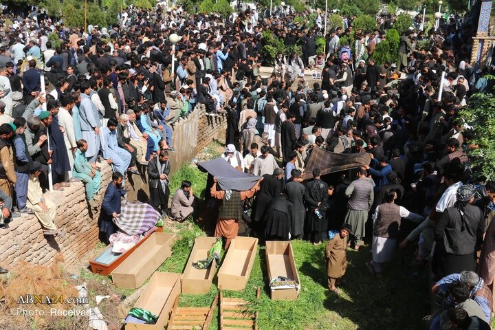 Photos: Funeral of Shia martyrs of terrorist attack in Herat