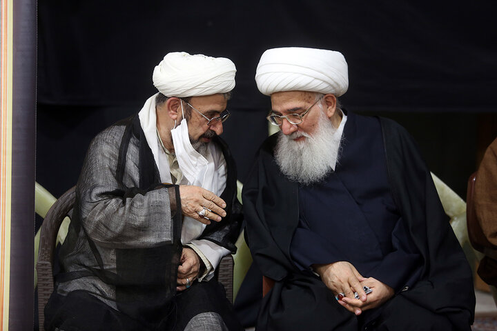 بزرگداشت سالروز هجوم رژیم ستمشاهی به مدرسه فیضیه قم در حرم بانوی کرامت